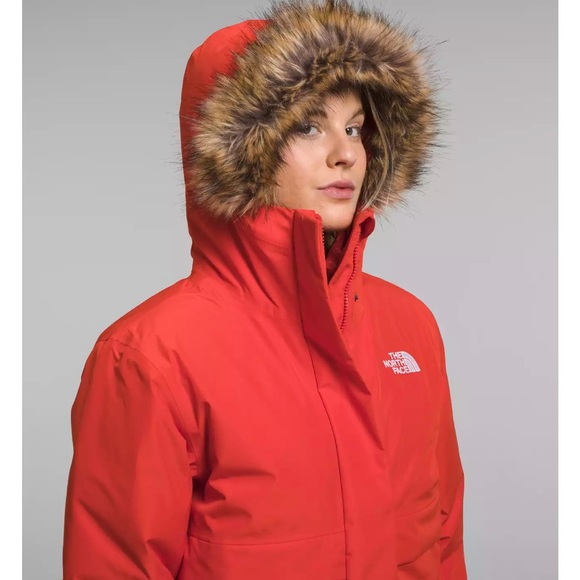North Face Bomber Jacket- Fiery Red - Picture 2 of 3